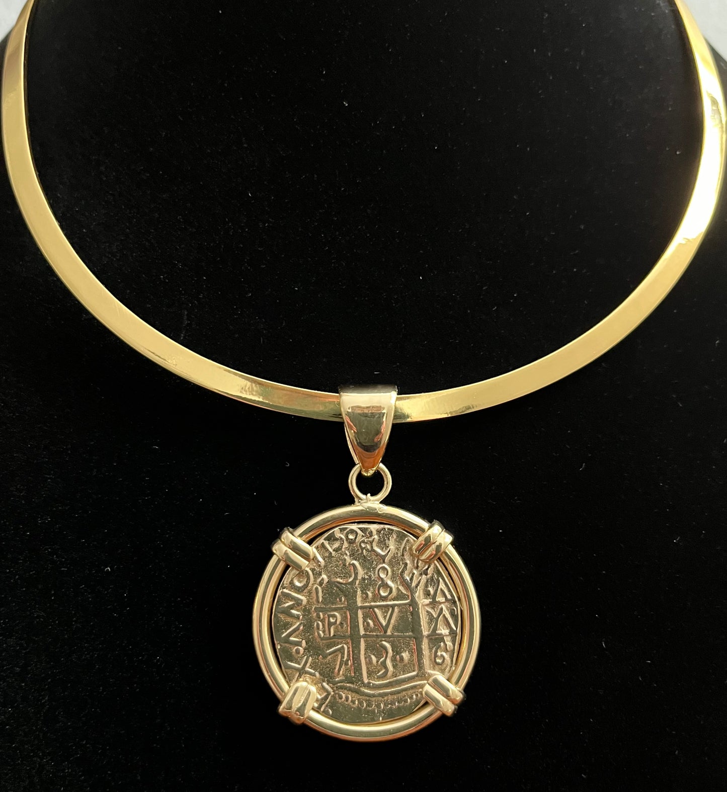 Pendant Replica Coin
