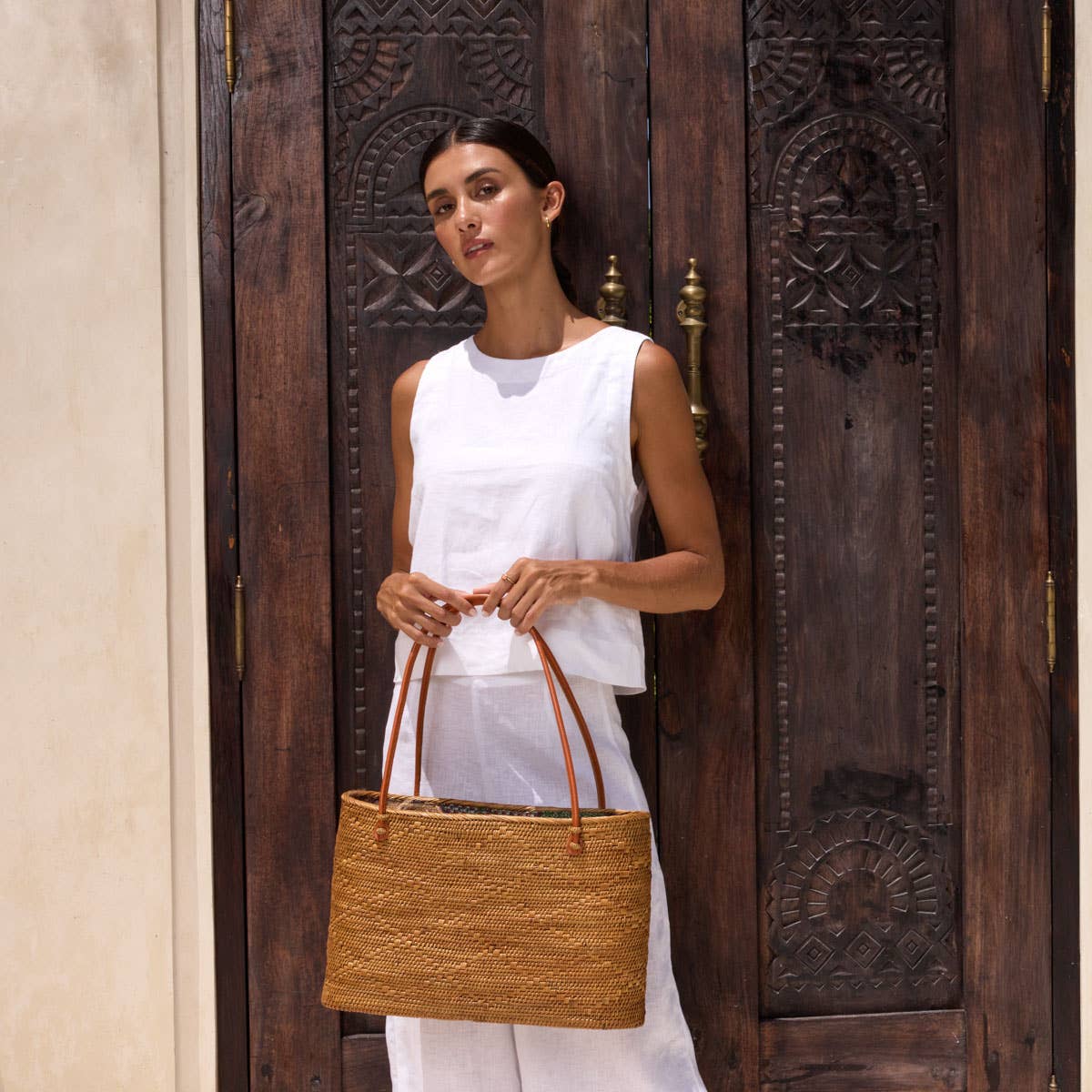 Ata Vine Tote Bag