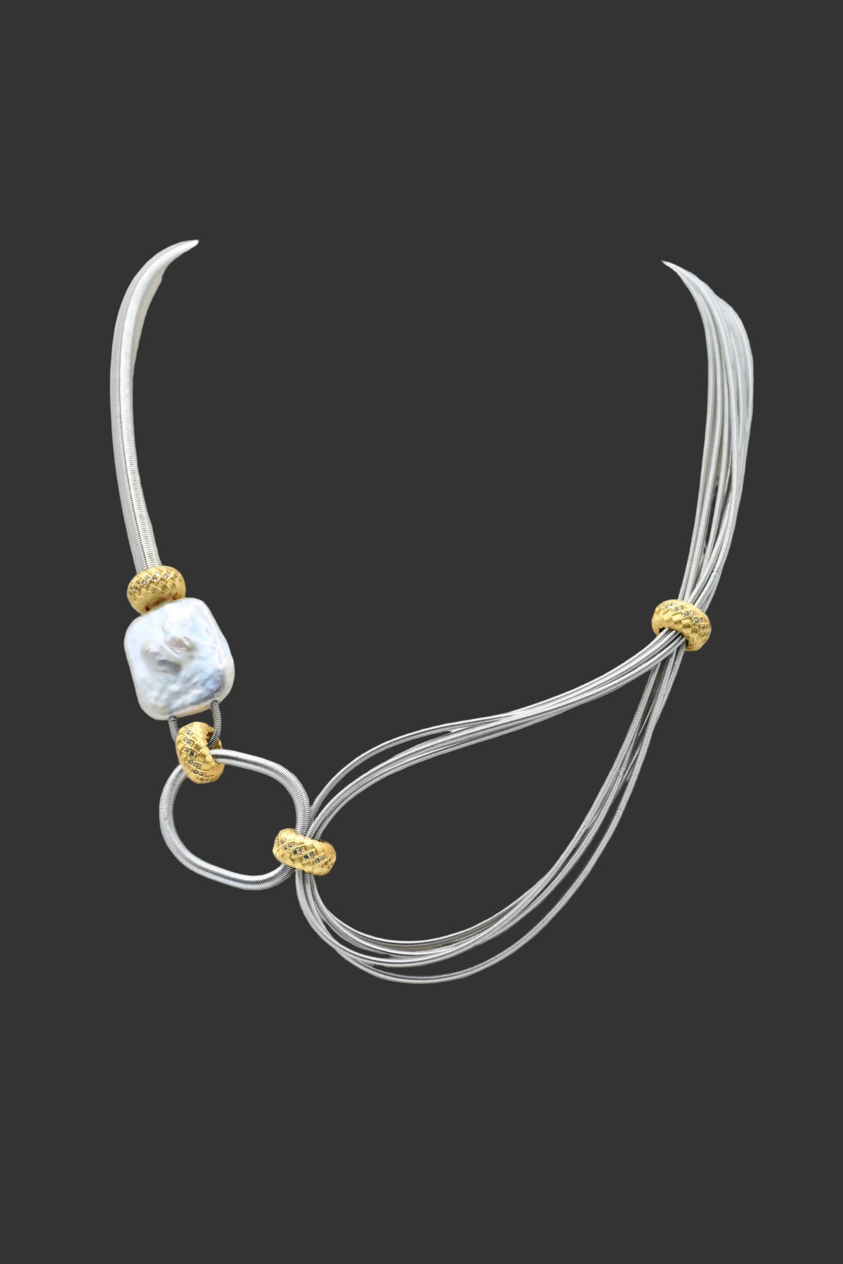 Silver Tone Wire Necklace & Biwa Pearl