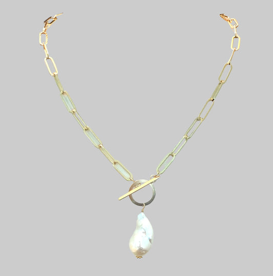 Gold Plated Grande Paperclip & Baroque Pearl