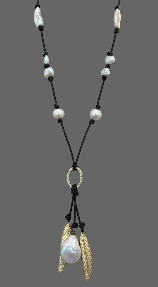 PEARLS & LEAVES